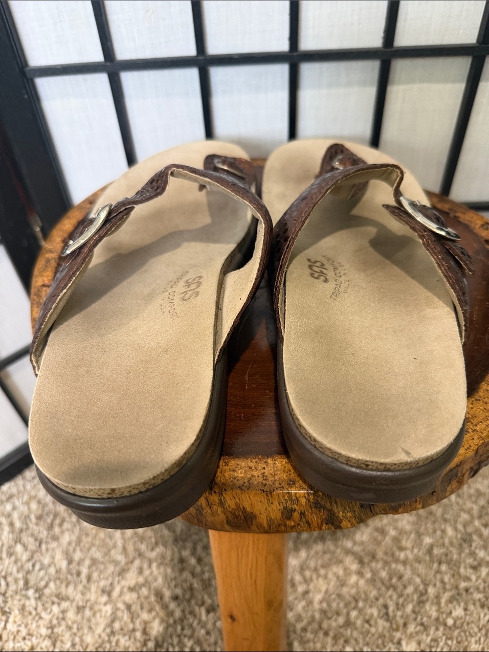 SAS Marina brown Metallic Leather T-strap Sandals Comfort EUC 8.5 USA - Picture 7 of 9